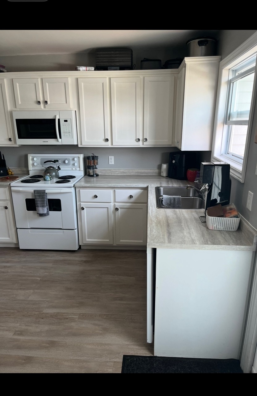 184 Main Street - 2