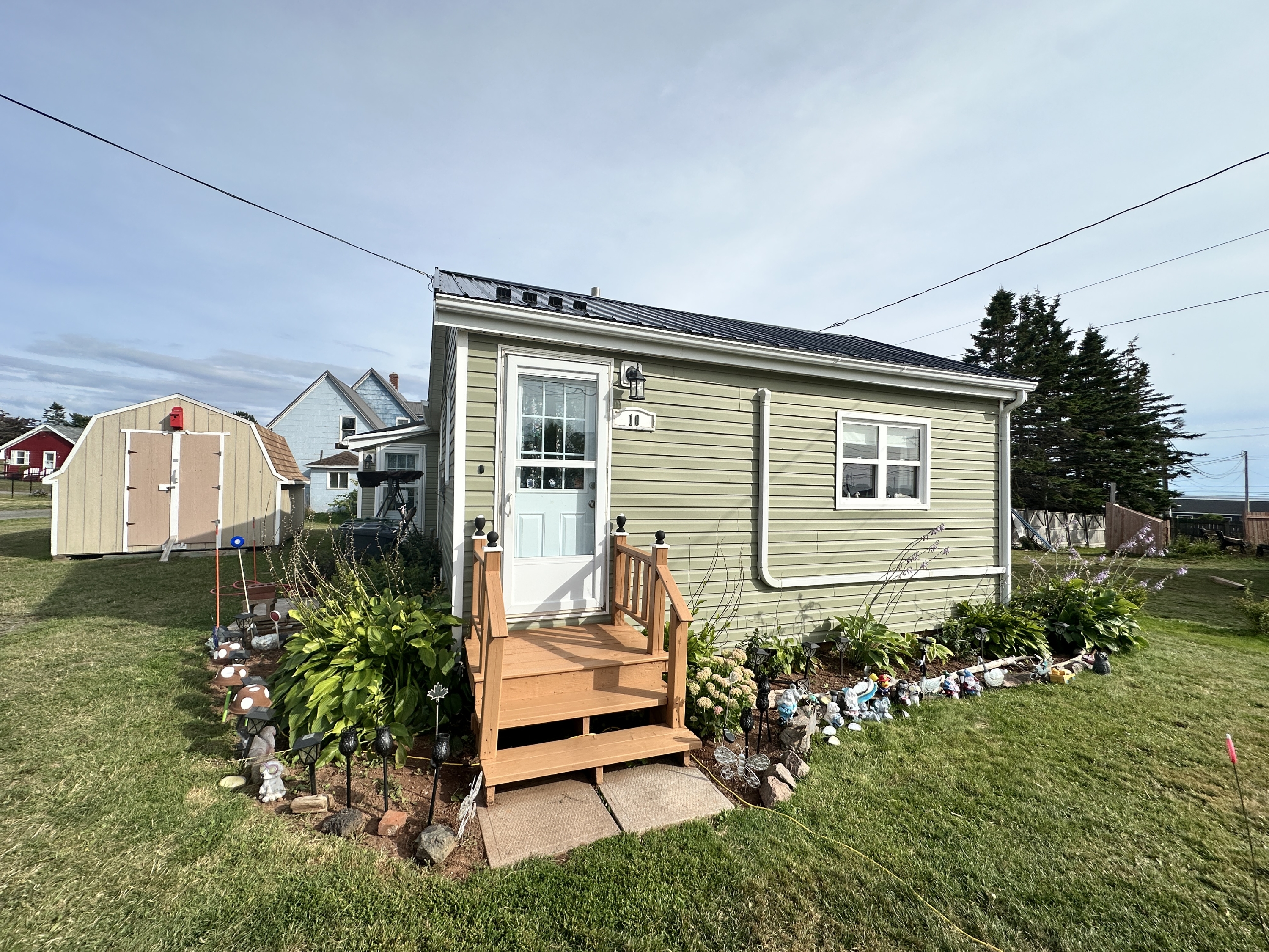 10 Chapel Avenue