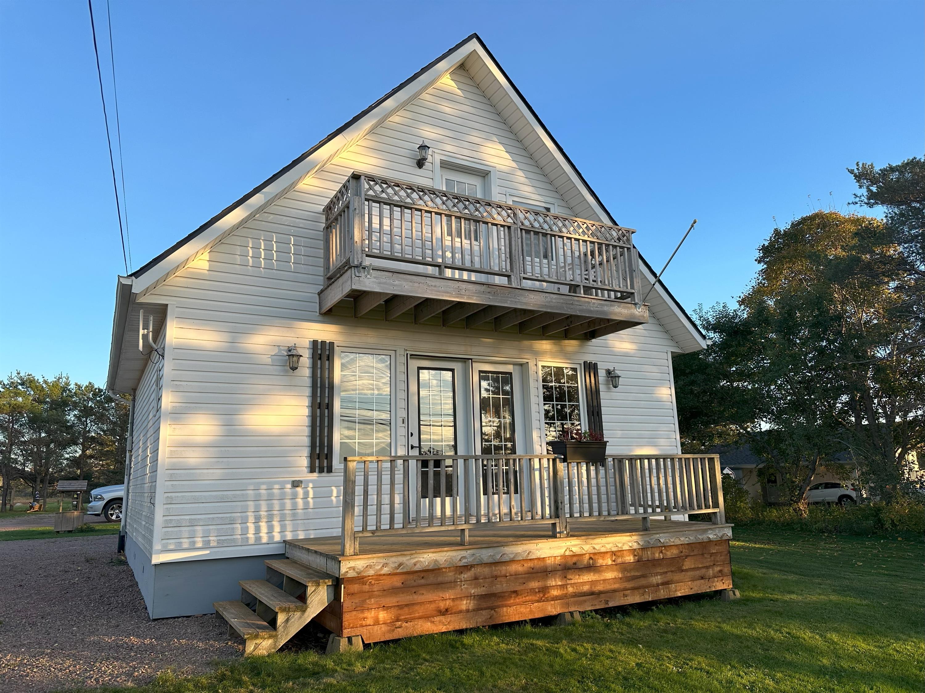 2668 Prince Edward Island 25 - House