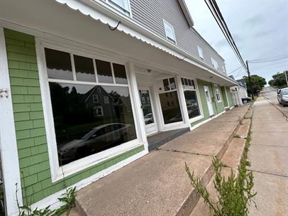 588 Main Street - 201