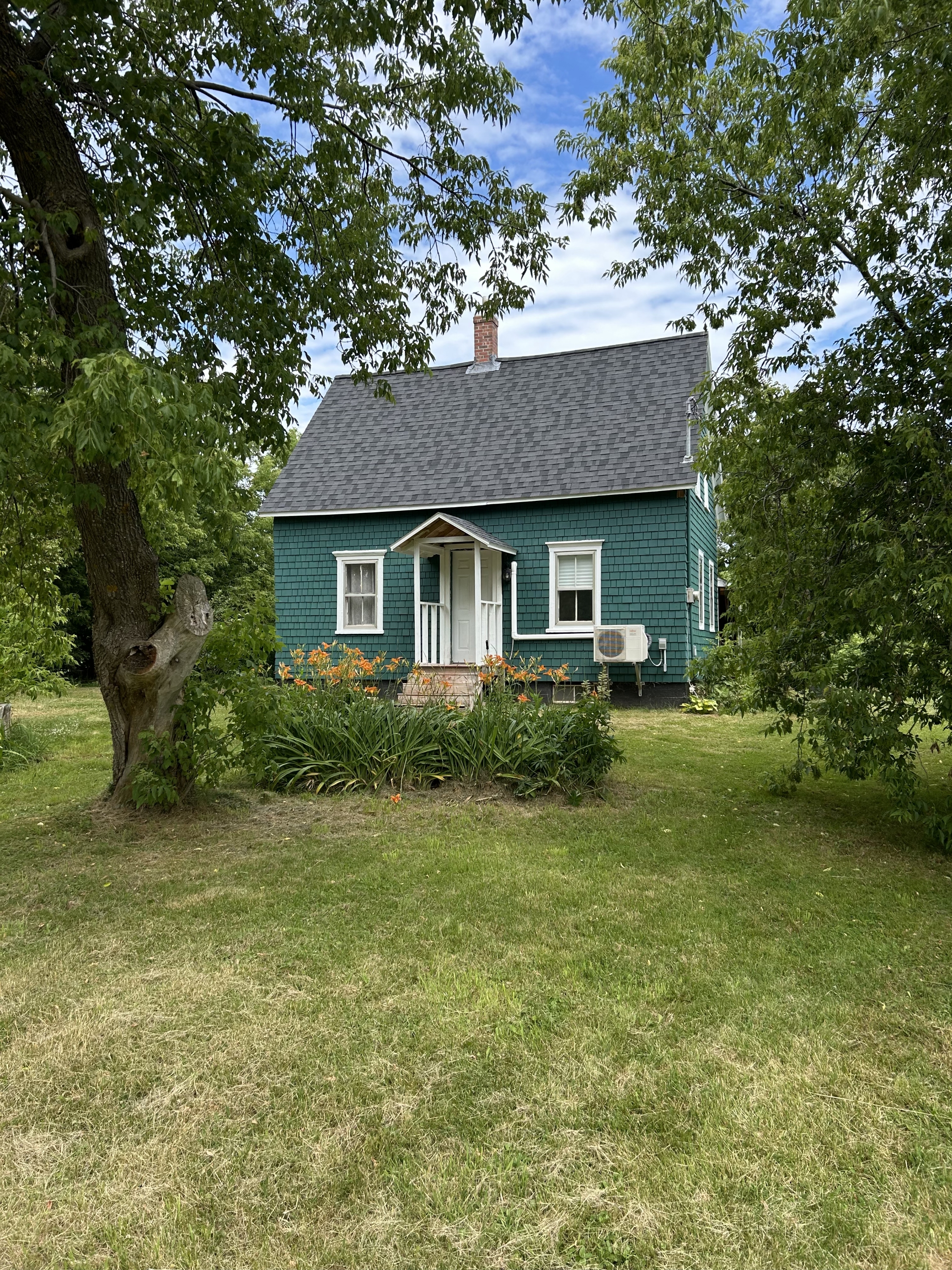 10904 Higgins Road