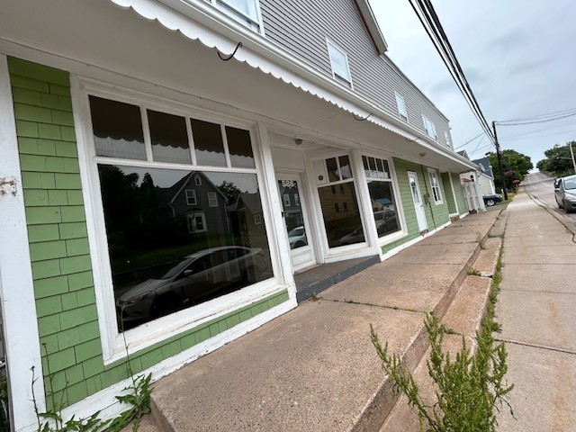 588 Main Street - B (Commercial)